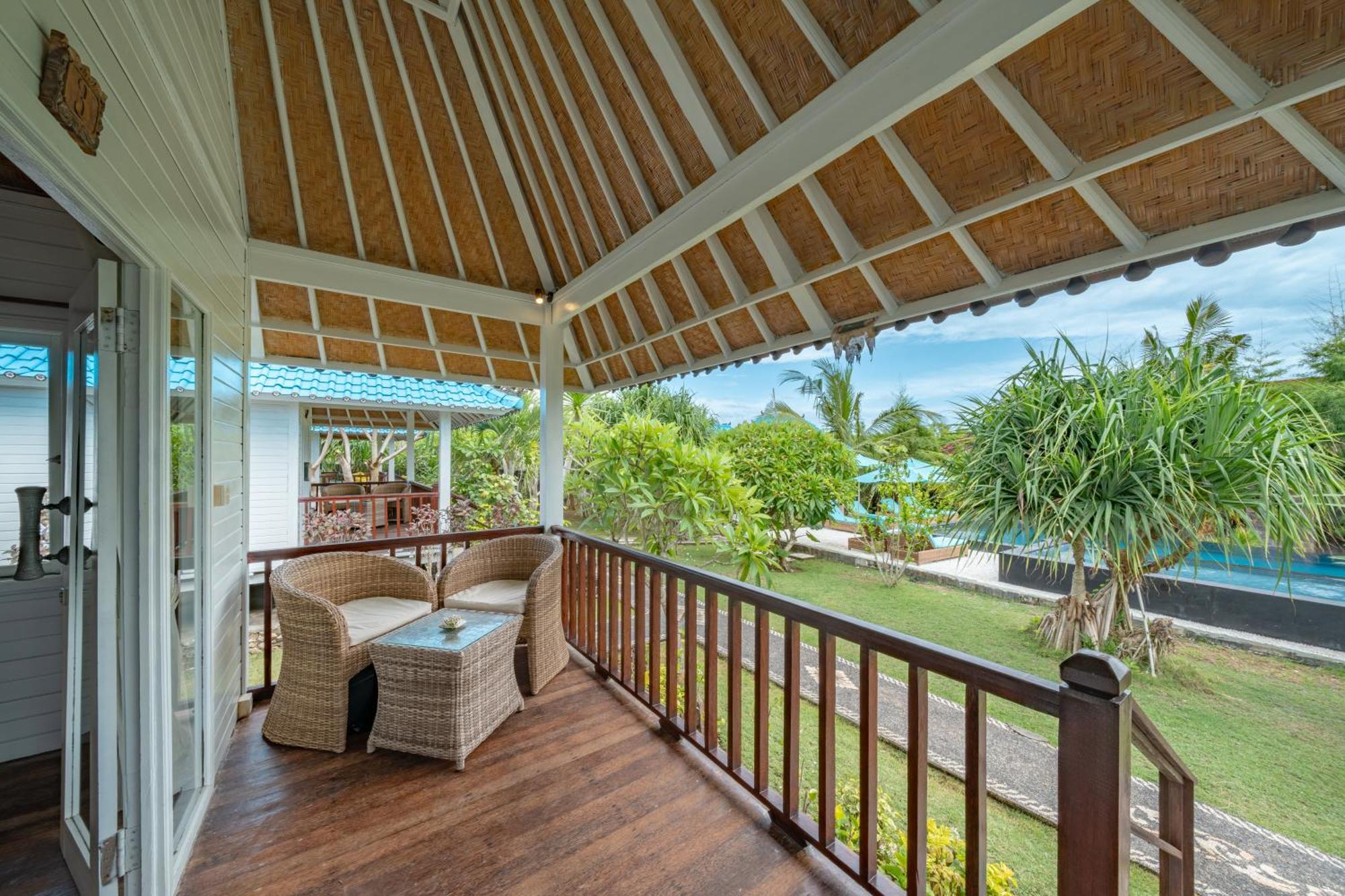 The Cubang Hut'S Lembongan Hotel Nusa Lembongan Exterior photo