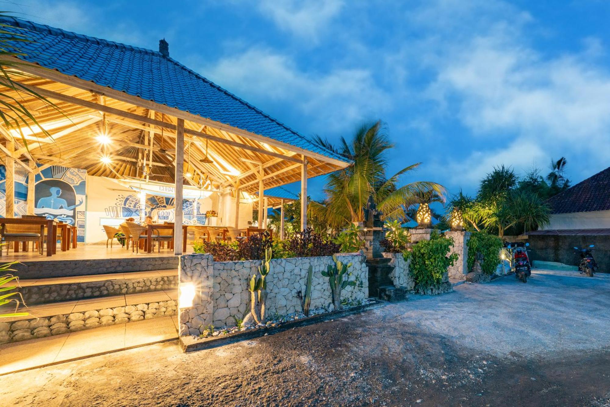 The Cubang Hut'S Lembongan Hotel Nusa Lembongan Exterior photo