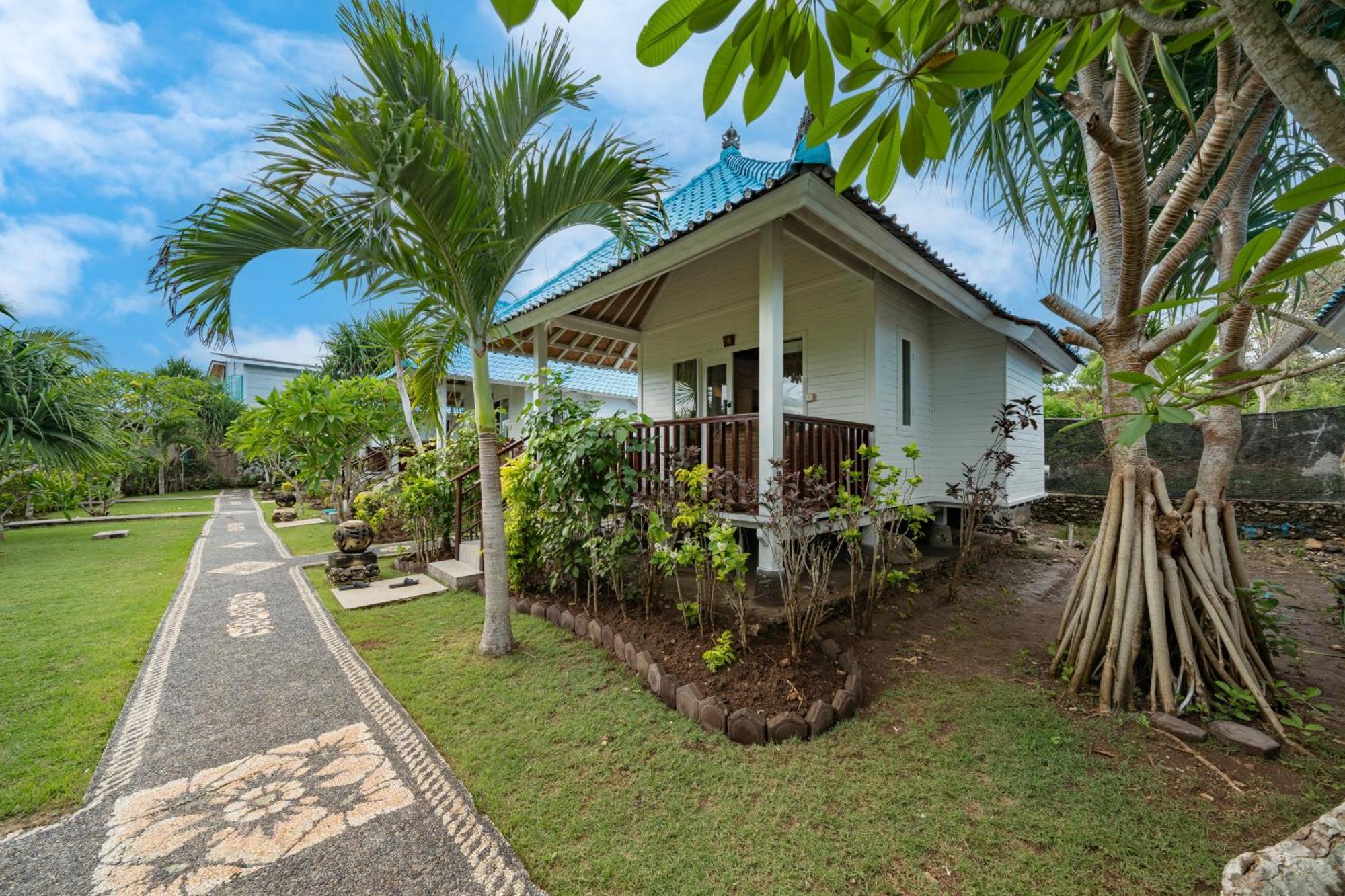 The Cubang Hut'S Lembongan Hotel Nusa Lembongan Exterior photo