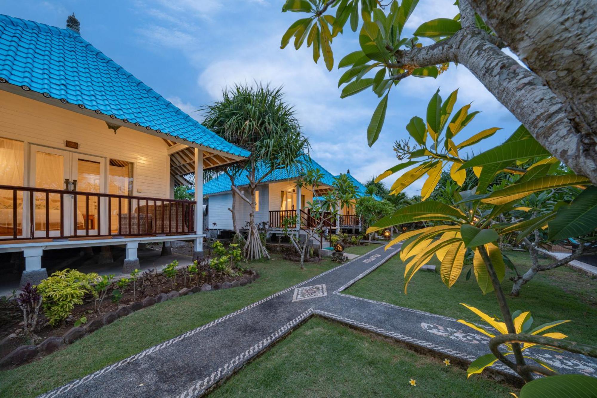 The Cubang Hut'S Lembongan Hotel Nusa Lembongan Exterior photo
