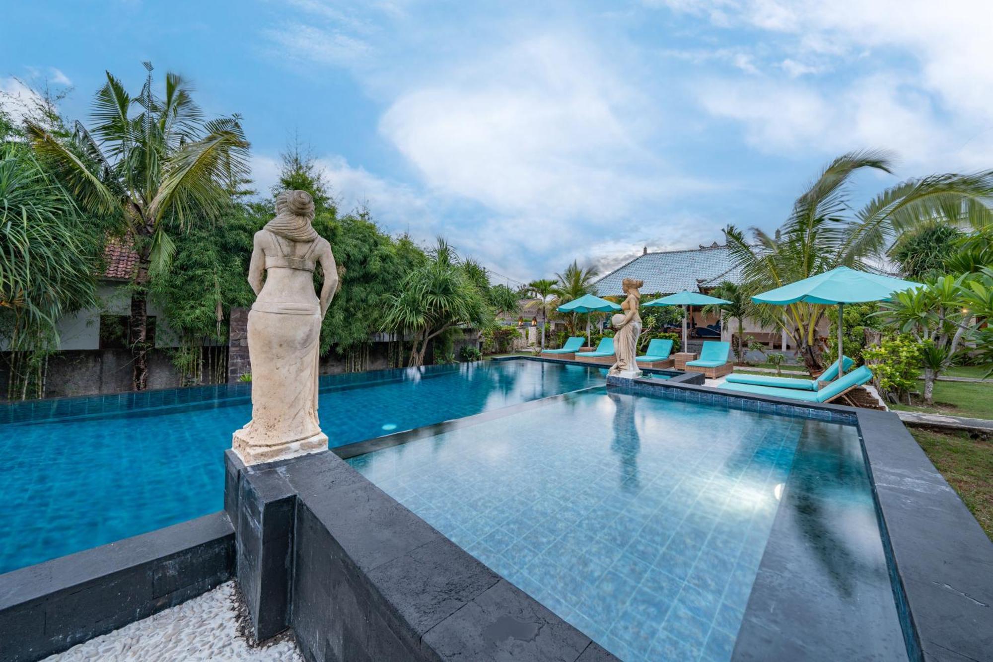 The Cubang Hut'S Lembongan Hotel Nusa Lembongan Exterior photo